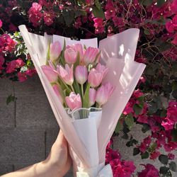 CUSTOM BOUQUETS FOR SALE 