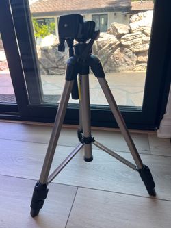 SILK TRIPOD