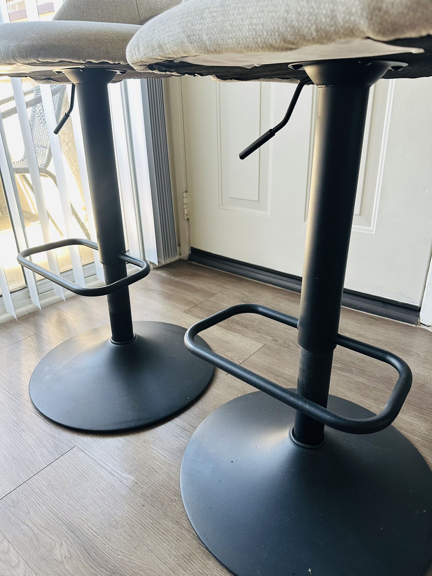 2 Beautiful Chairs