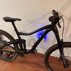 Giant Mountain Bike TRANCE 3 27.5 Black medium 