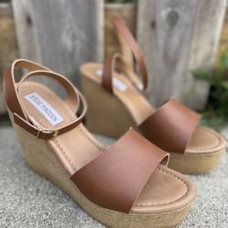 steve madden tan/brown wedges