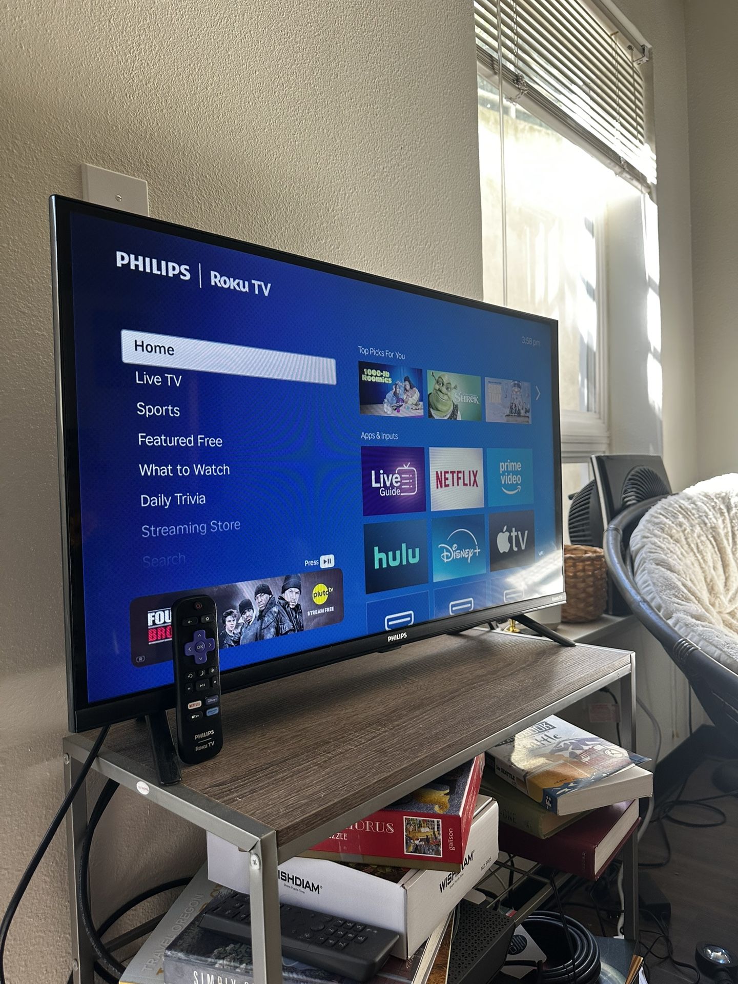 28” Roku Tv + Remote