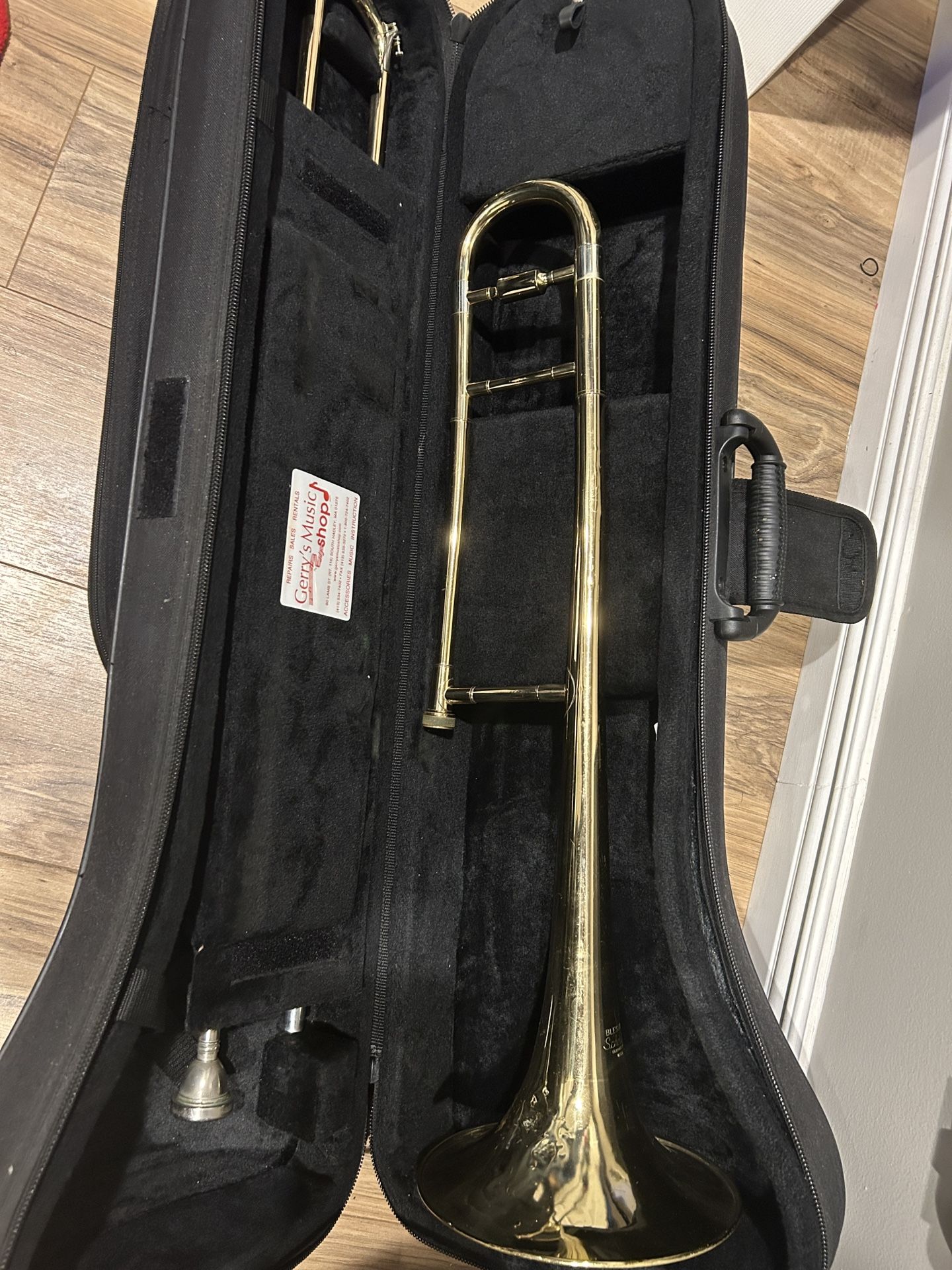 Trombone + Case