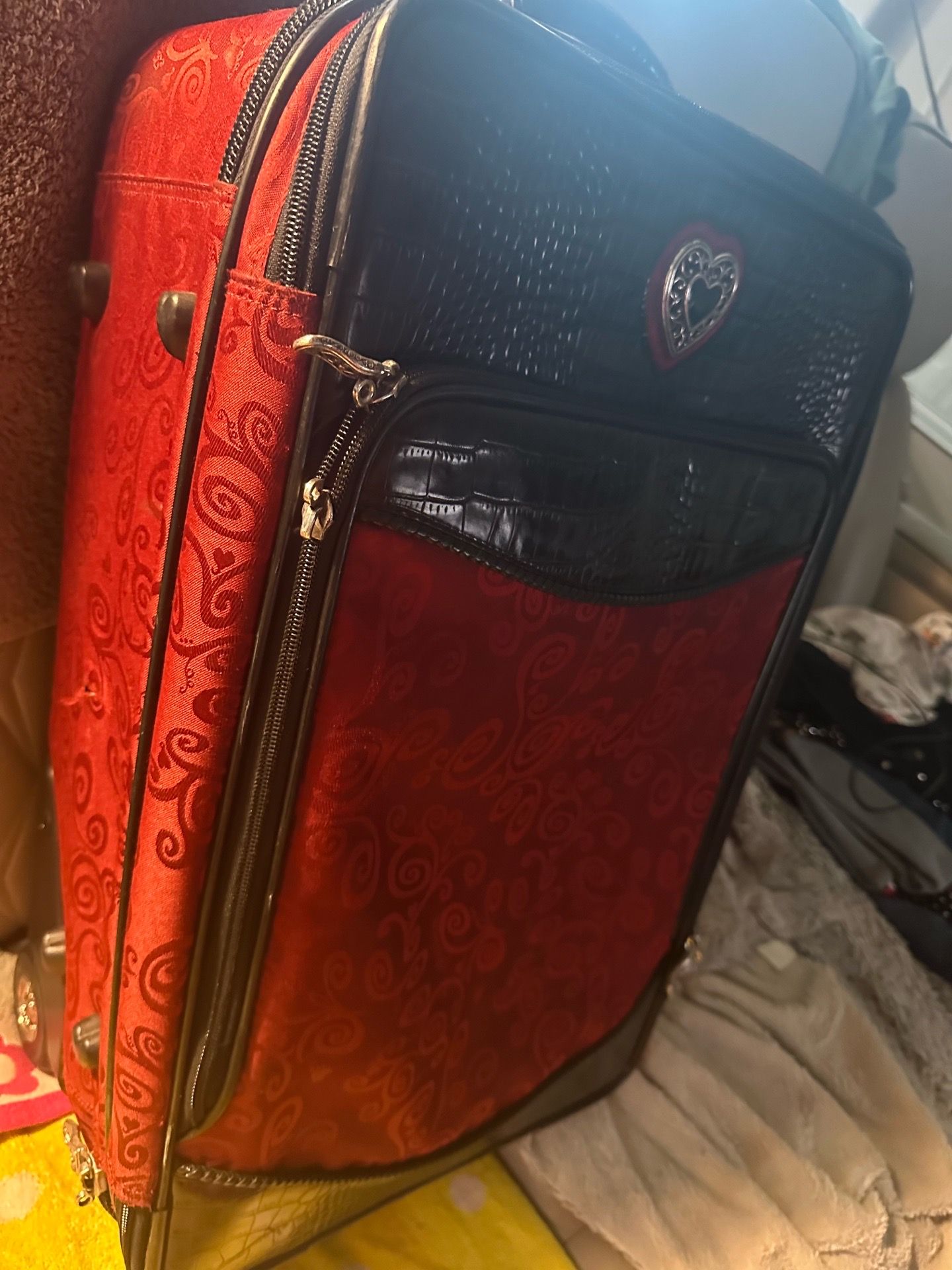 Brighton 5 piece luggage set excellent condition