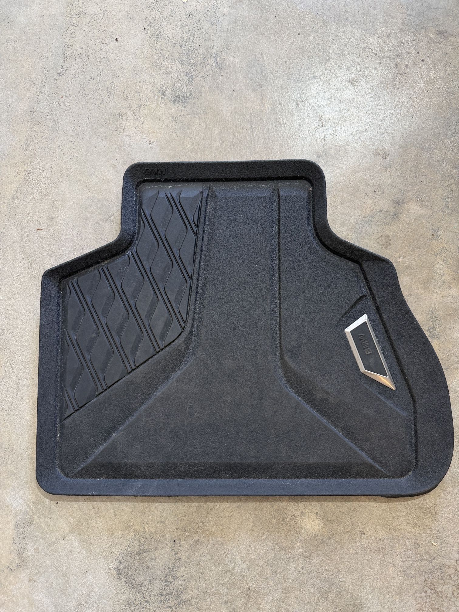 All three rows And Cargo All-Weather Floor Mats for BMW X7 (Genuine BMW)