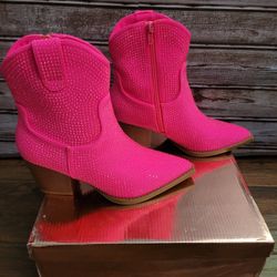 Hot Pink  Boots 👢 