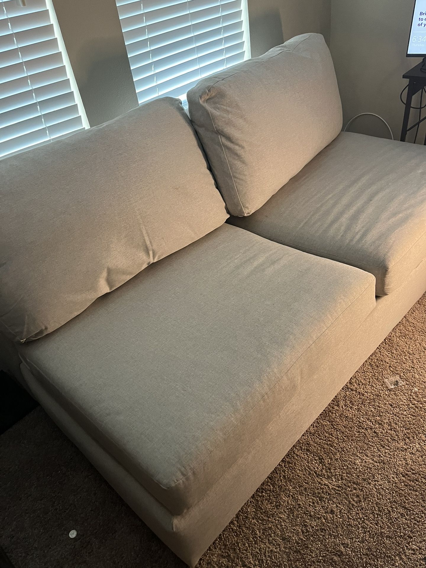 Love Seat , Hybrid Comfort, Couch, 