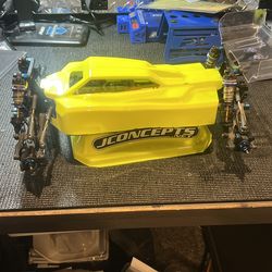 Team associated B74.1