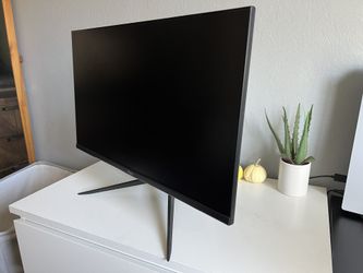 Pixio Gaming Monitor