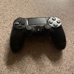 Used PS4 Controller 