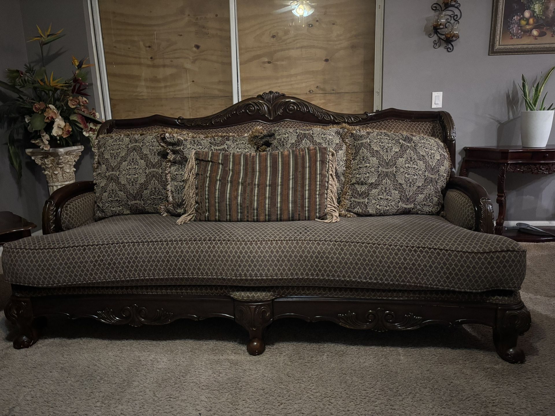 Couch Set
