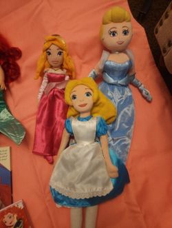 Disney Princess 👸🏽 Plush Dolls