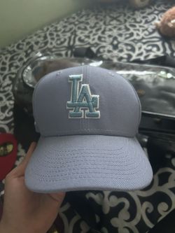 LA FITTED