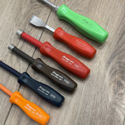 Snap-On Tools Nut Drivers , Like New Gasket Scraper , Chipped Tooth Long Shaft Flat Head 