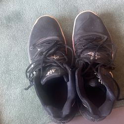 Nike Kyrie 5 - Size 11