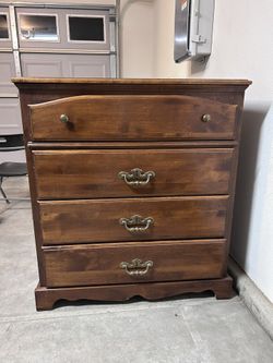4 Drawer Dresser