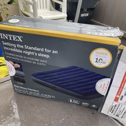 Excellent Condition, Queen Size Air Mattress
