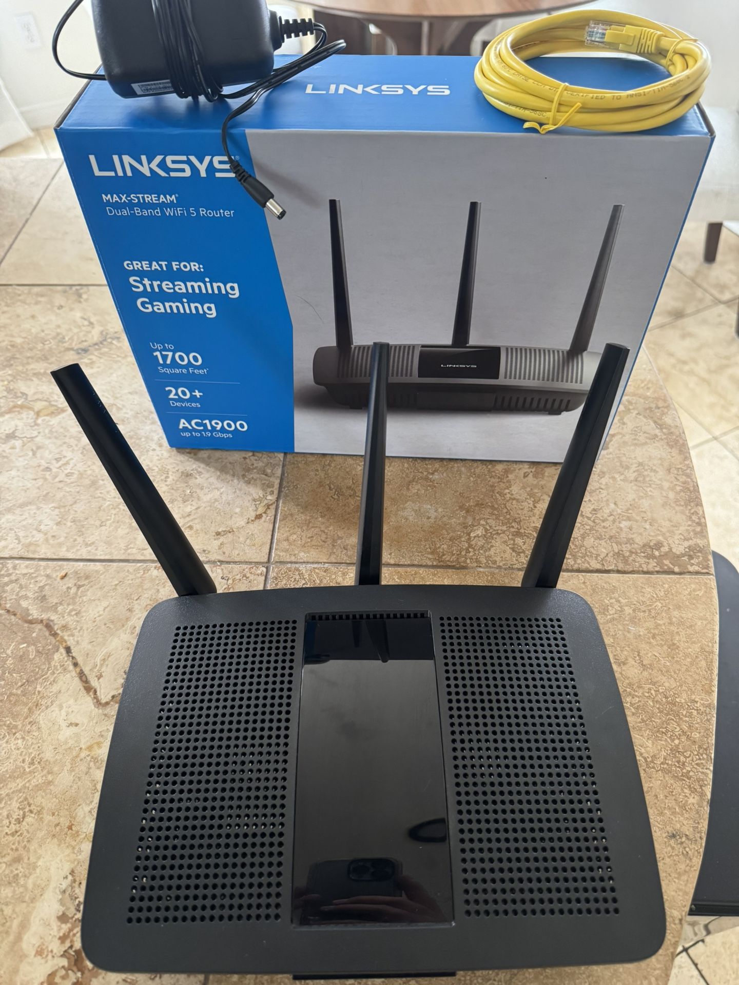 Linksys EA7450 Hi-Speed Router