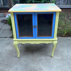 Side Table/Cabinet
