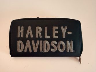 Harley-Davidson women’s SLG leather zip around clutch chain wallet 97877-04VW
