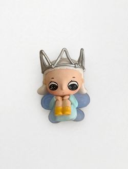 Pop Mart Nyota Mini Figure with Crown