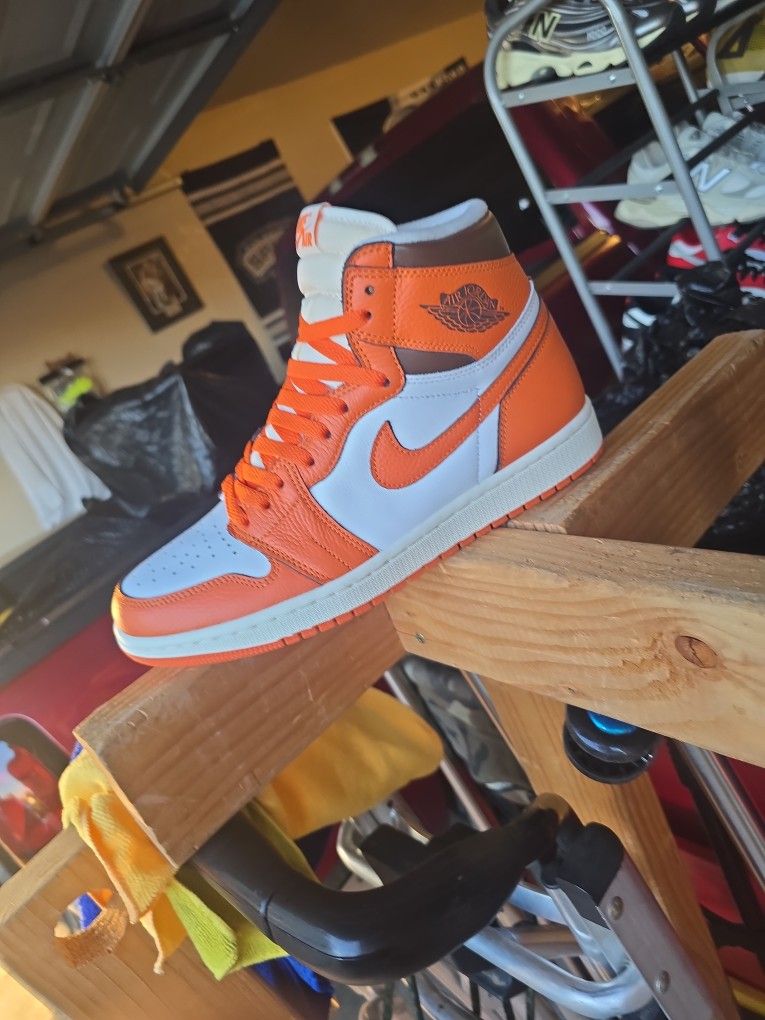 Jordan 1 Pumpking