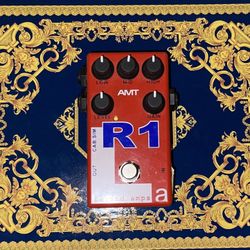 AMT - R1 ( Guitar Pre-amp ) W/ Original Box & Manualw