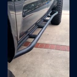 Toyota Tacoma Cali Raised Sliders