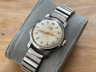 Vintage Zodiac Swiss Automatic Men’s Watch