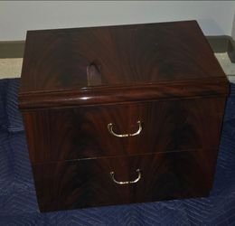 Bedroom Dark Brown Mahoney Finish Nightstand (2 Total)