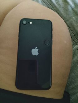 iPhone SE 3