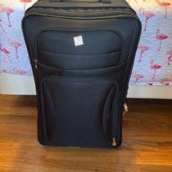 Luggage 26 Inch Expanding With Wheels