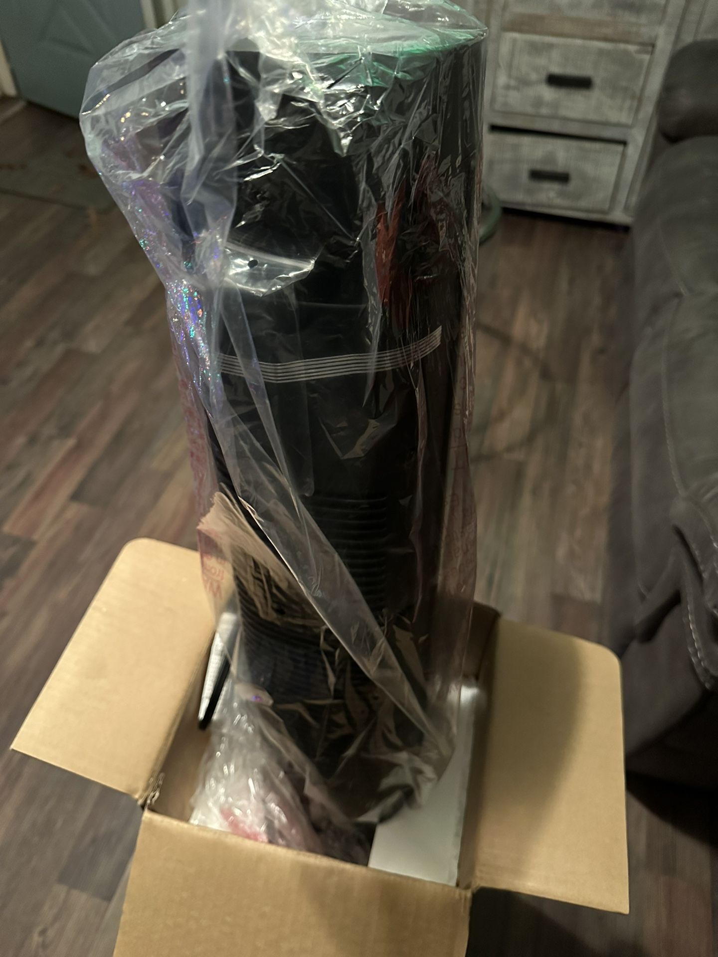 Brand new in the box taoreonics  oscillation tower space heater ! 