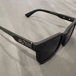 Gucci Black And Silver