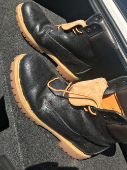 Custom black timberlands