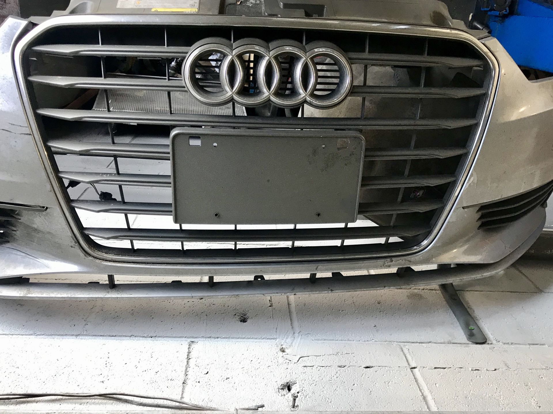 2011-2013 Audi A3 Front radiator Grill