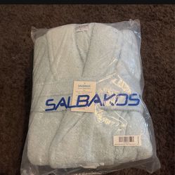Salbakos 550 GSM Shawl Terry Bath  Robe Ice Blue  LARGE