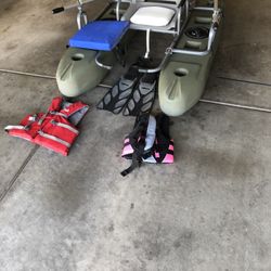 Personal Pontoon Boat 