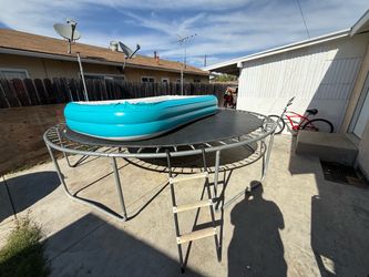 Trampoline
