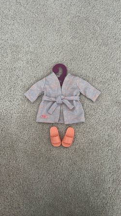 Our Generation - Doll Clothing - Bathrobe and Shower Shoes