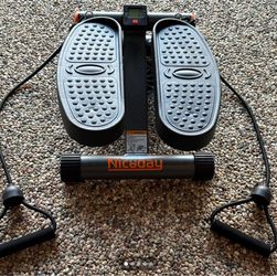 Stepper with resistant bands