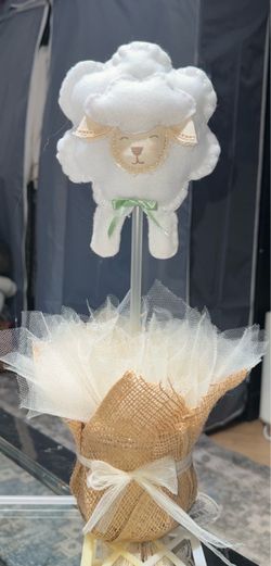 Baby shower decoration baby sheep