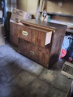 3-drawer Chest (dresser). Pick-up near SE 57th & Duke. Cash.