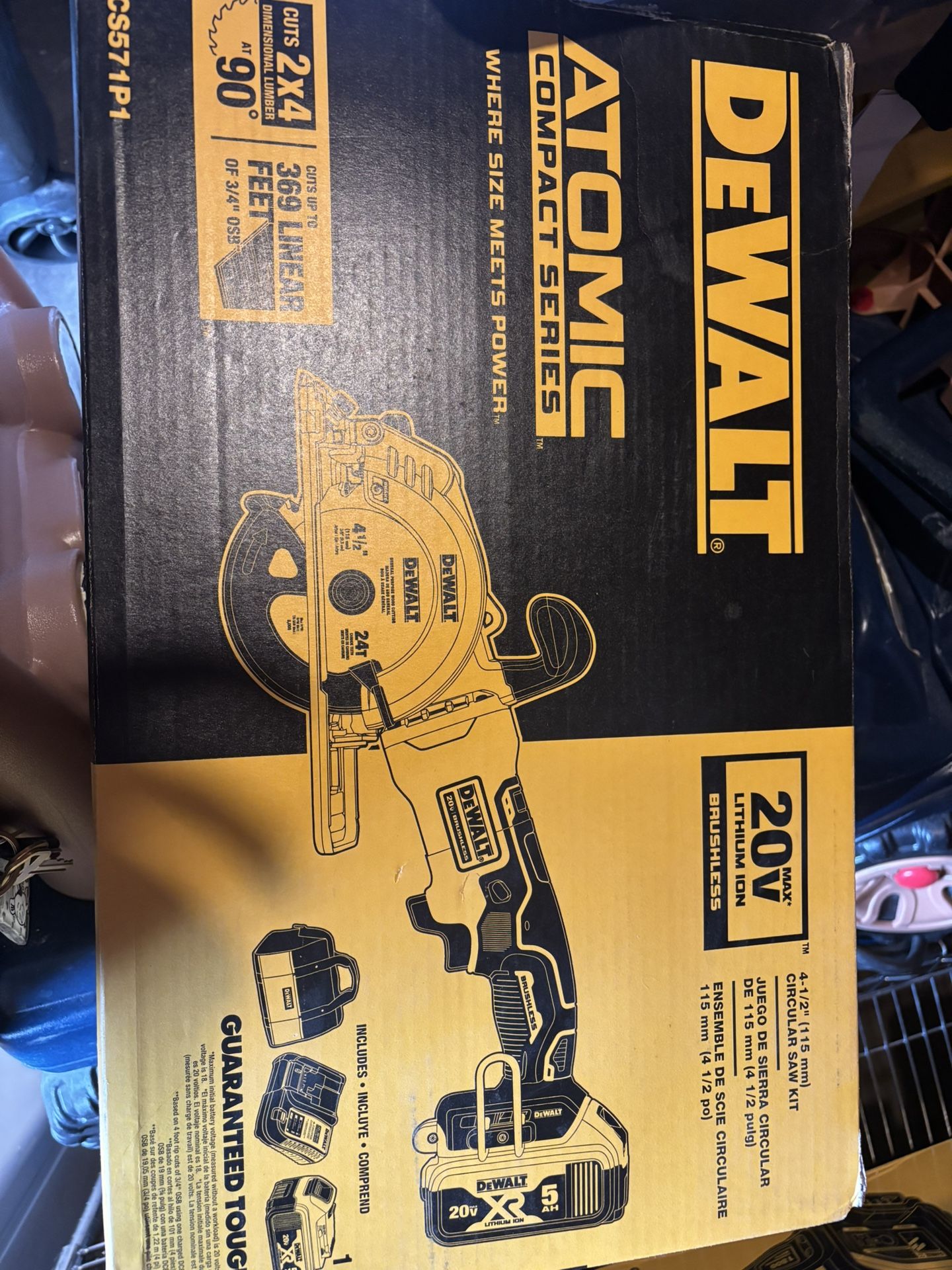 DEWALT Circular Saw Kit