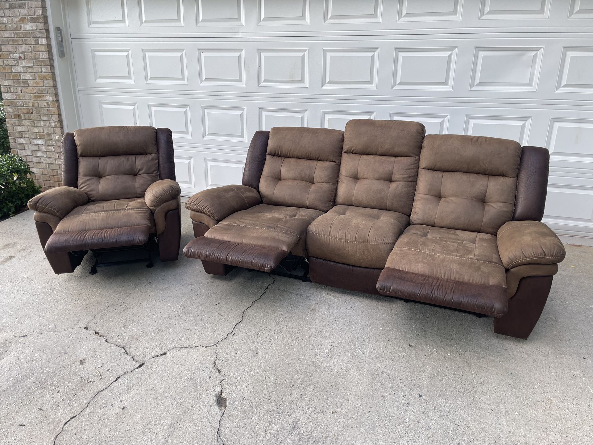 Recliner Couch Set