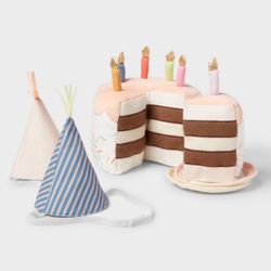 New Kids' Birthday Cake Interactive Play Set - Pillowfort™