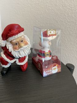 Santa Wine Bottle Display