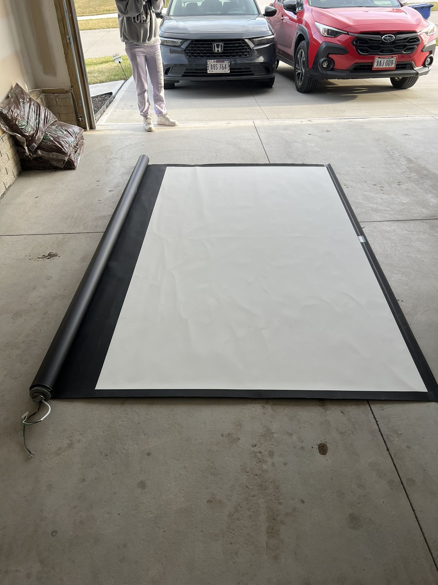 120 inch projector screen