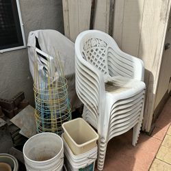 Plastic Lawn Chairs