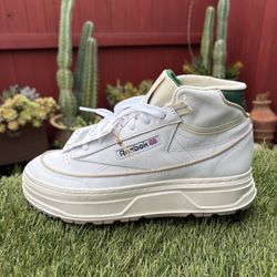 Reebok Women's Size 8.5 Club C Double Geo Hi Heritage Leather Sneaker